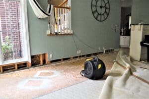 Read more about the article What to Do After Water Damage: A Step-by-Step Emergency Guide